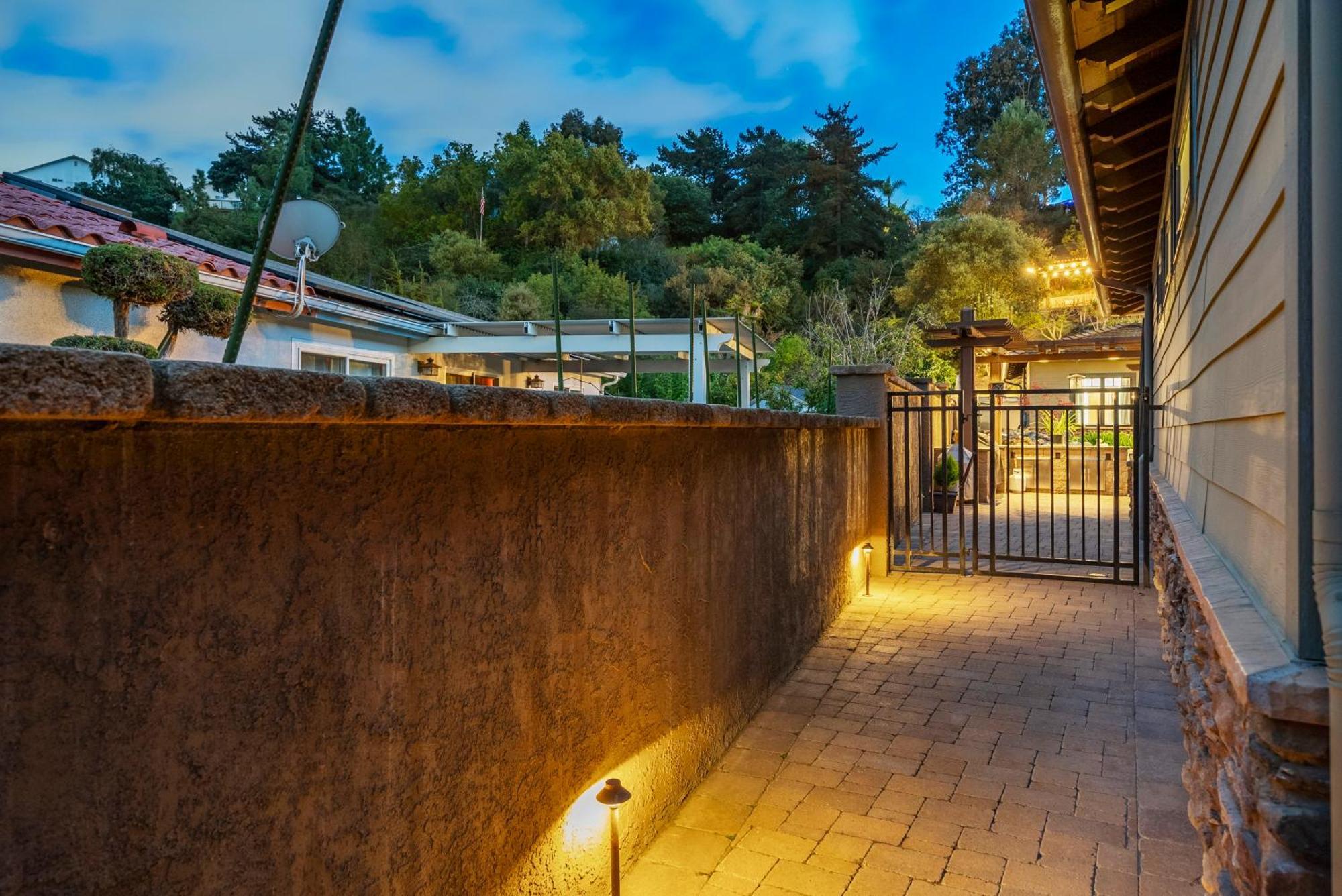 圣地亚哥 Garden House酒店 外观 照片